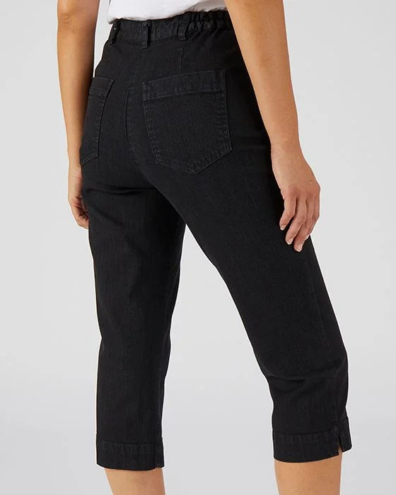 Capri Jeans – 5-Pocket, Cropped Length & Comfortable Fit