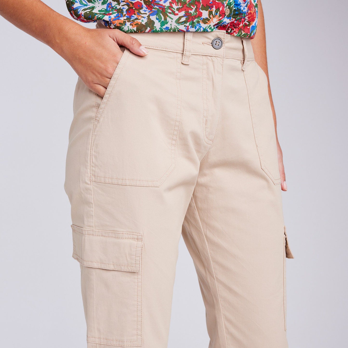 7/8th tapered cargo pants
