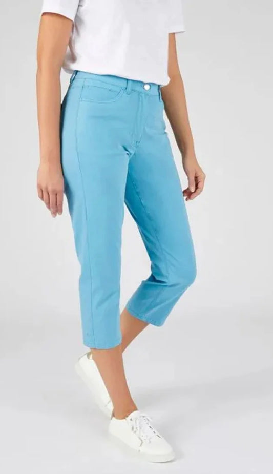 Plain or striped gabardine cropped pants