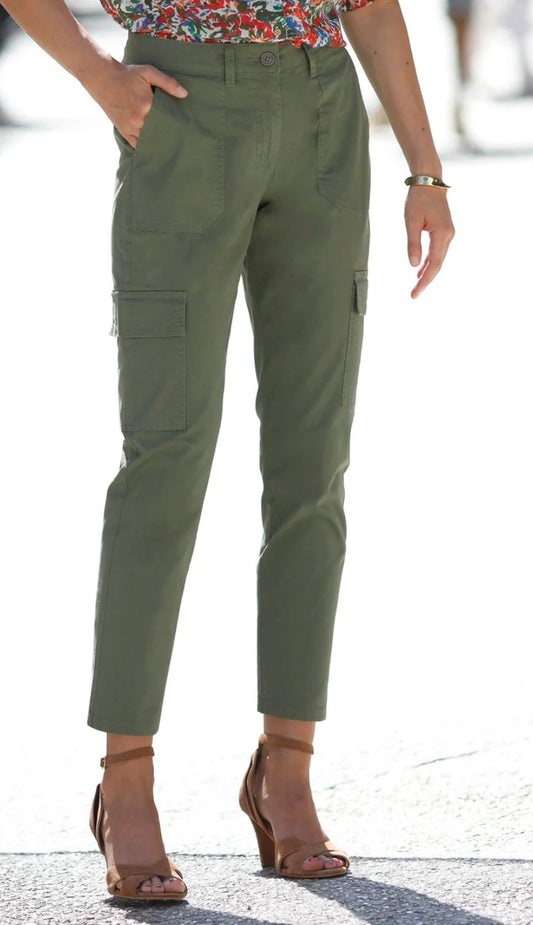 7/8th tapered cargo pants