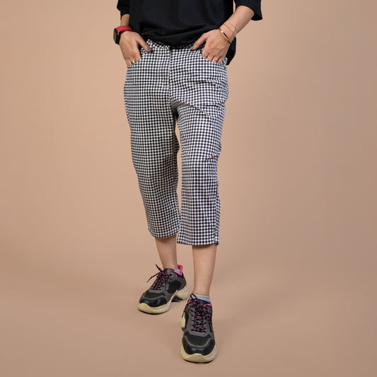 REGULAR FIT | STRETCHABLE DENIM CAPRI FOR WOMEN | 5 POCKET STYLE