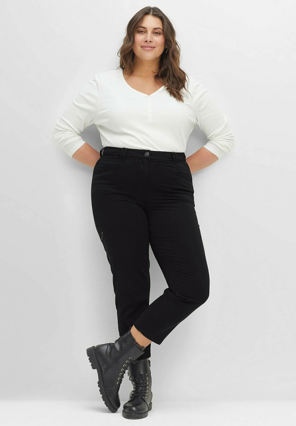 Stretch Trousers With Zip - Black