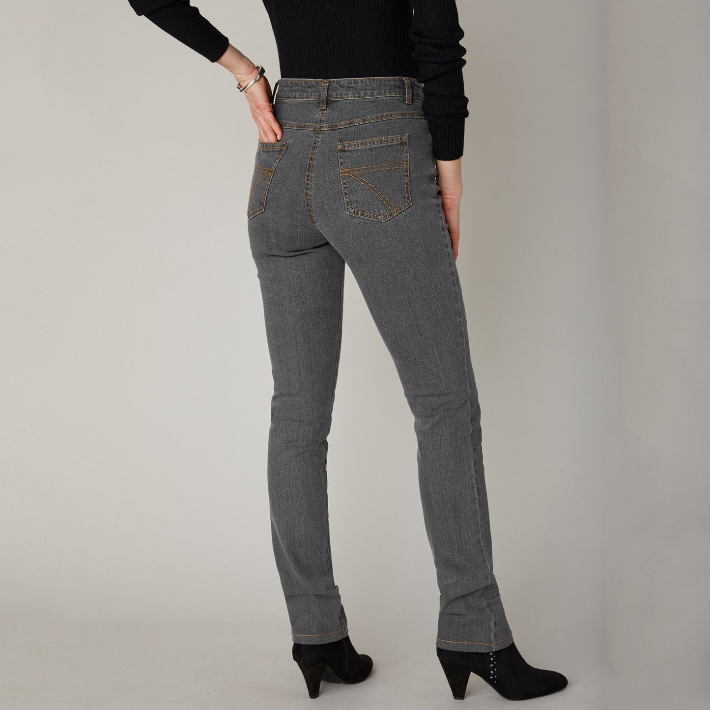 Straight Stretch Jeans for Petite Women