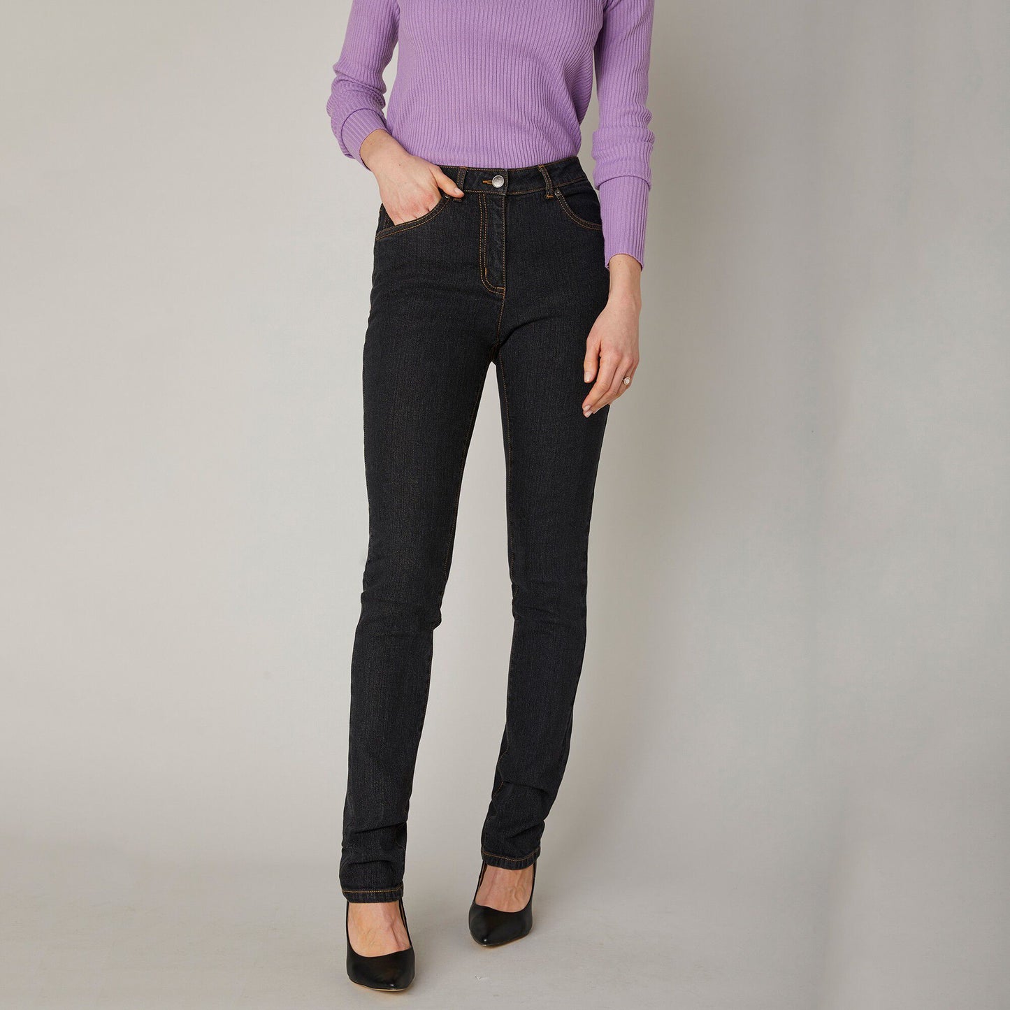 Straight Stretch Jeans for Petite Women