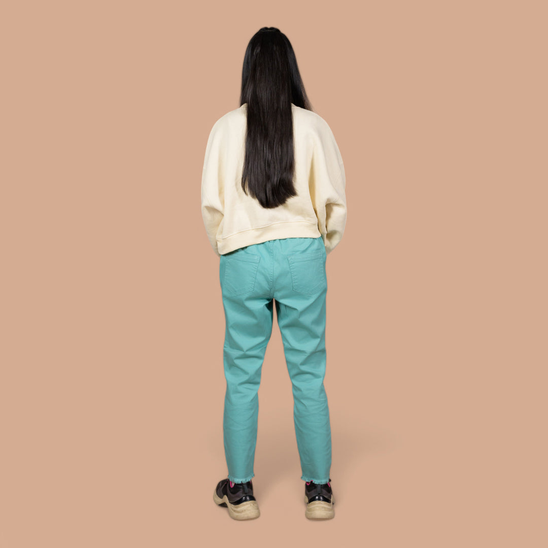 Women’s Slim-Fit Frayed Hem Denim Trousers – Perfect for Casual & Party Wear