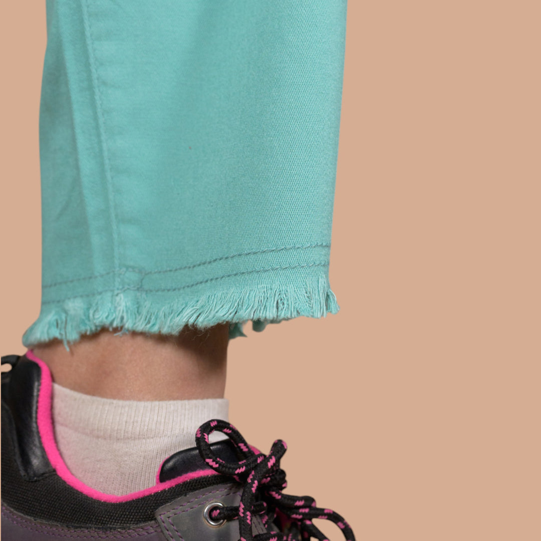 Women’s Slim-Fit Frayed Hem Denim Trousers – Perfect for Casual & Party Wear