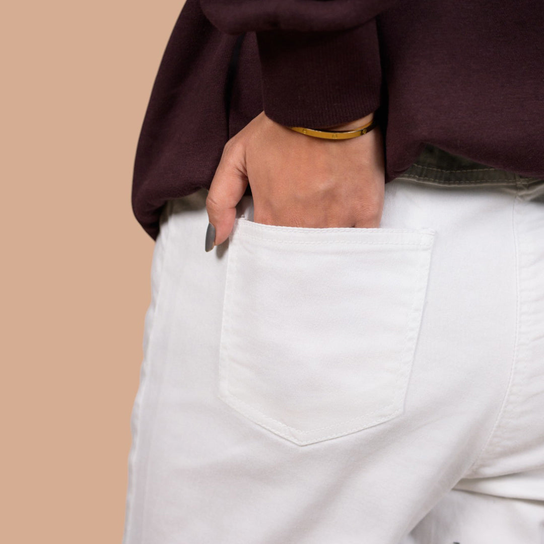 Women’s Premium Slim-Fit Denim Trousers – Elastic Waist, Daily Wear Pants