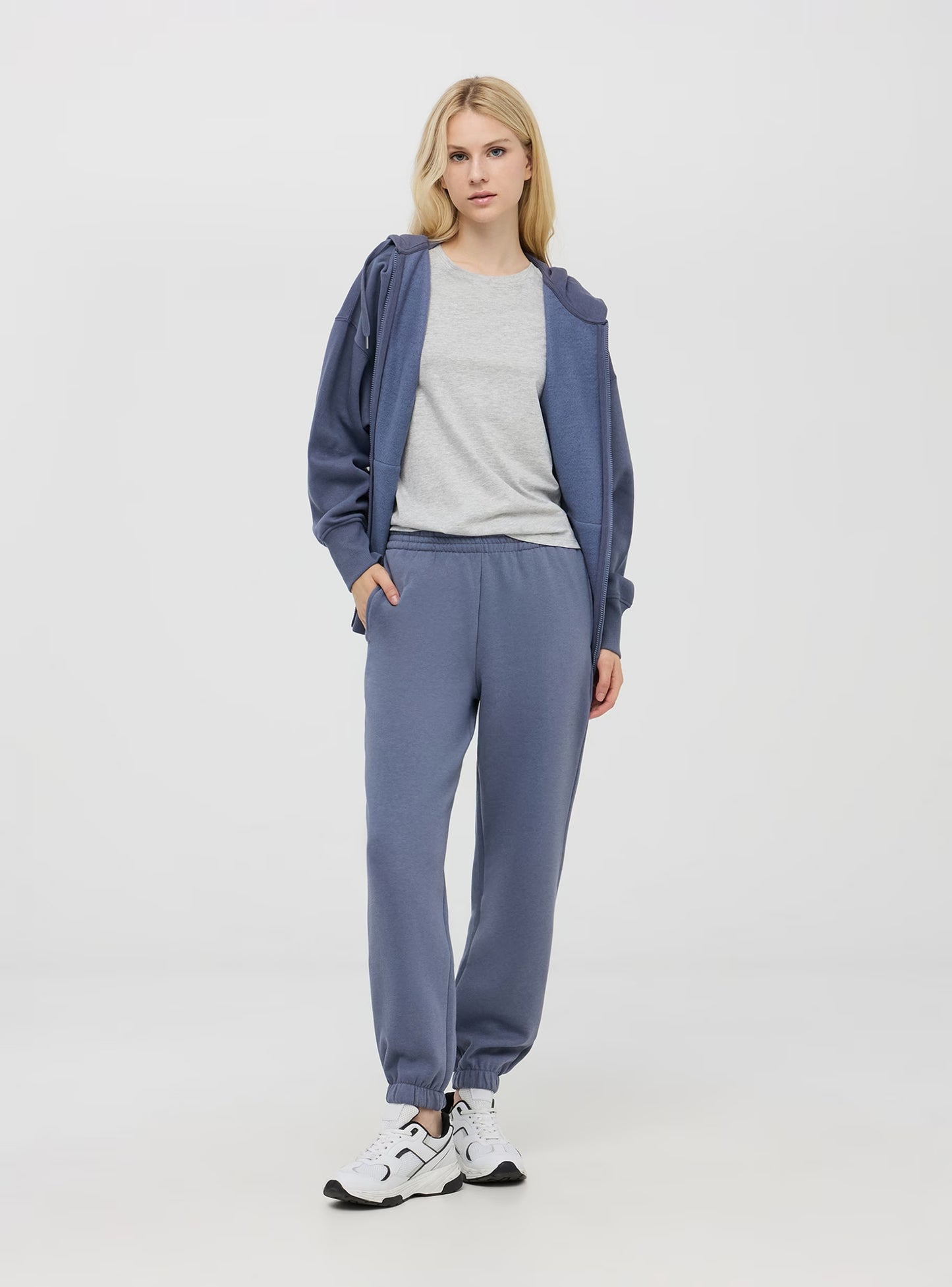 High-waisted tracksuit Trousers in heavy fabric