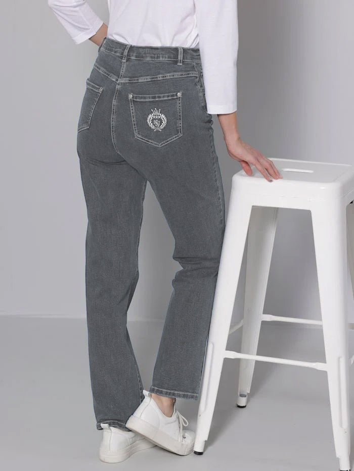 Elegant Denim Jeans With Back Embroidery