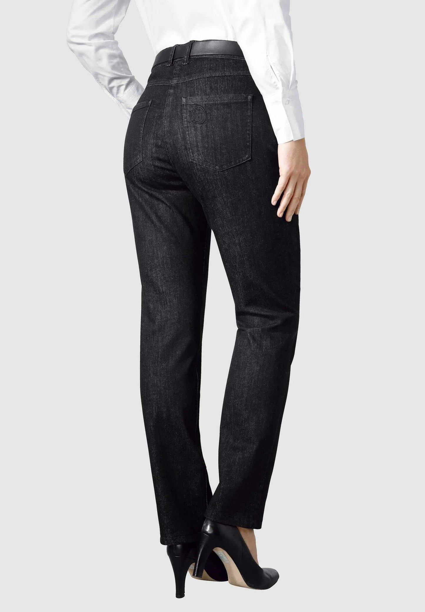 SLIM FIT | SUPER STRETCHABLE | COMFORTABLE JEANS FOR WOMEN